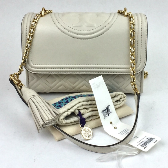 Tory Burch Handbags - Tory Burch Fleming convertible shoulder bag